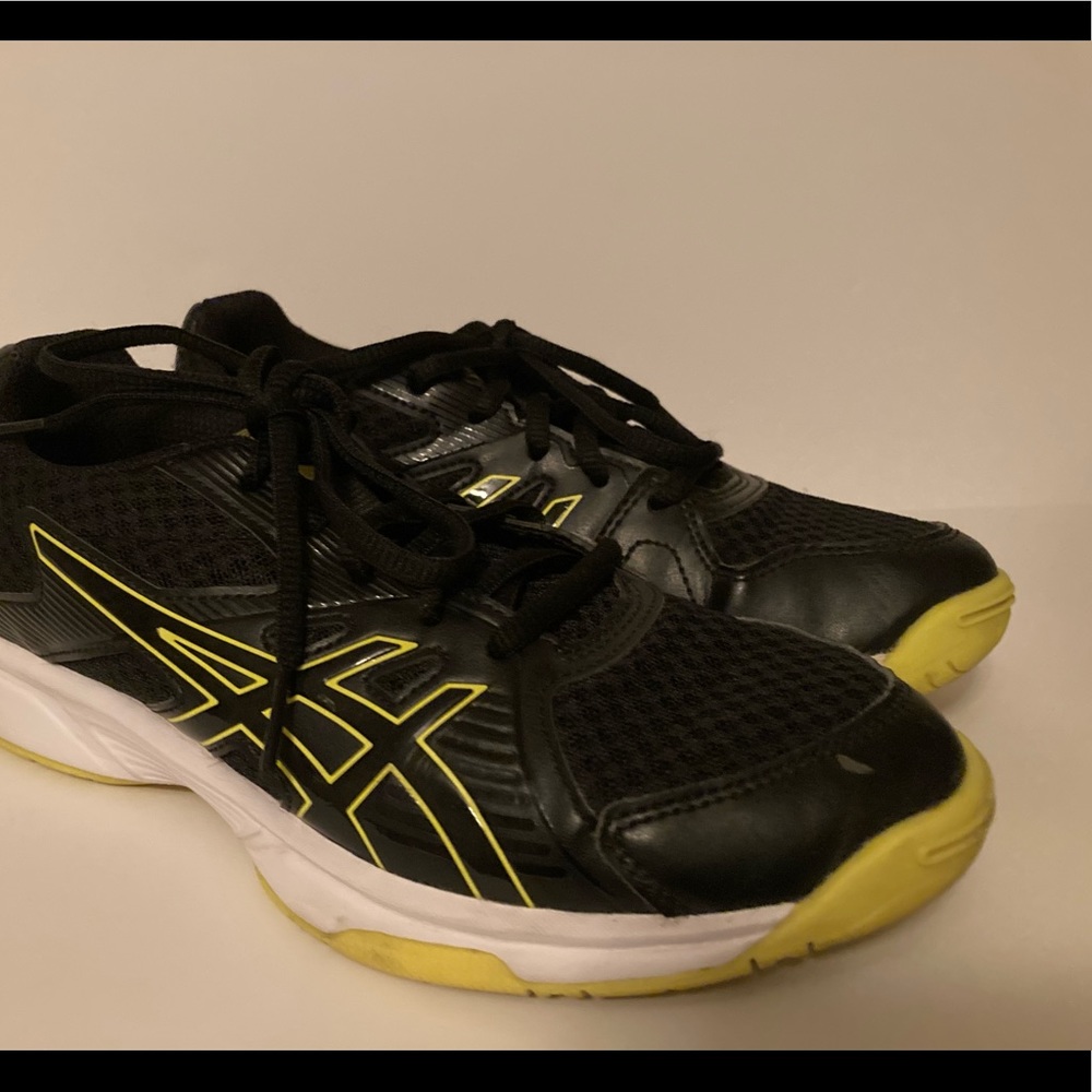 Girls ASICS Black/Green Athletic Shoes Size 3